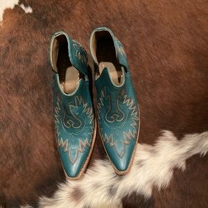 Ariat Dixon booties